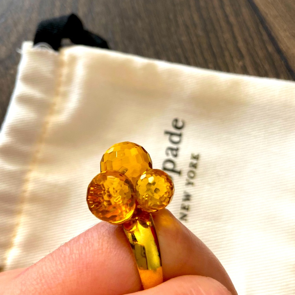 J Crew Chartreuse Toned 3 Crystal Balls Ring- size 8 - Picture 4 of 6
